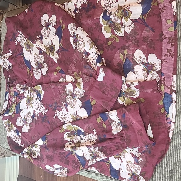 Kut from the Kloth Floral Blouse - Picture 11 of 11